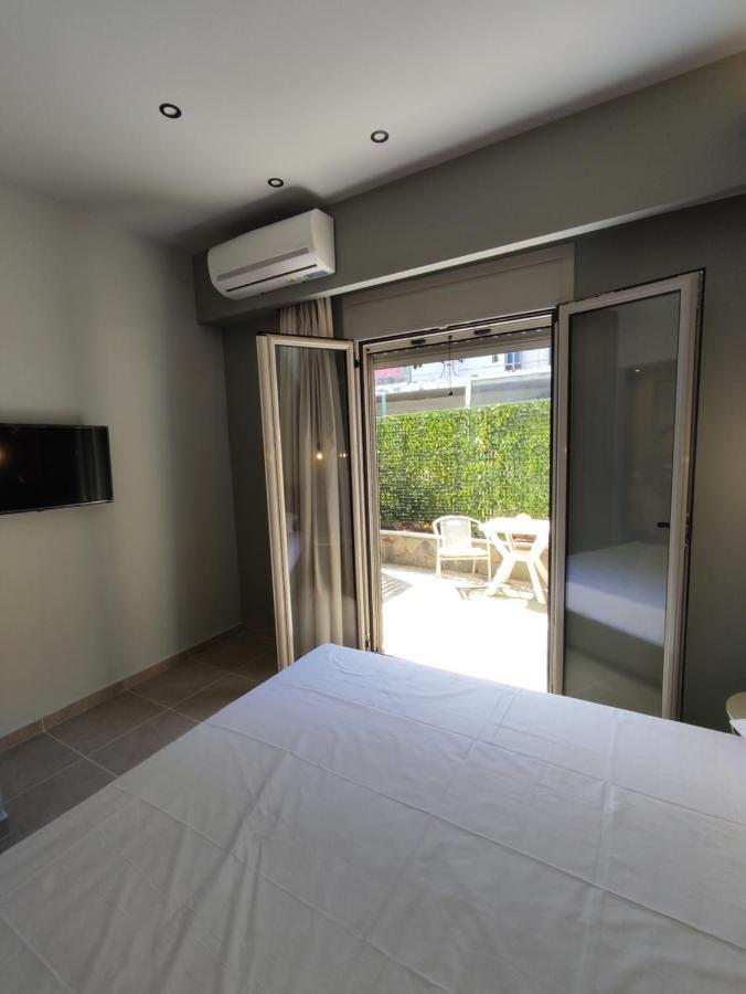 Stefani Apartments Methana Luaran gambar